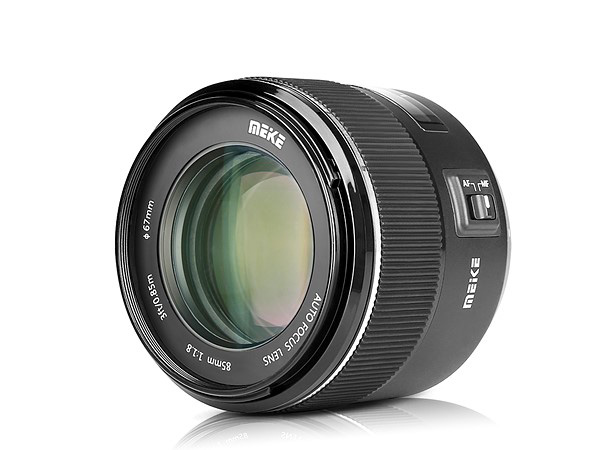 Meike ra mắt ống kính AF 85mm F/1.8 cho DSLR của Canon và Nikon