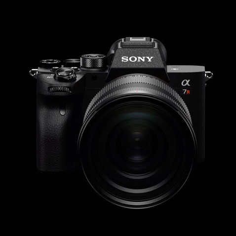 Sony công bố Alpha a7RIV: Máy ảnh Full-frame 61MP đầu tiên trên Thế giới