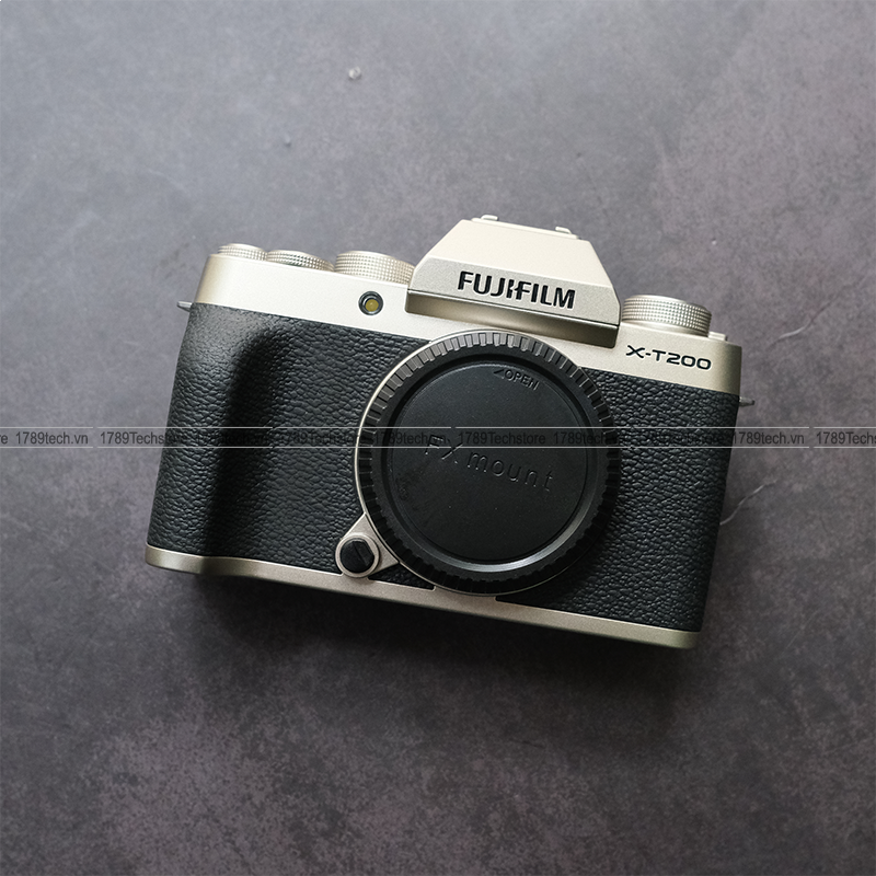 Fujifilm X-T200 body (Used)